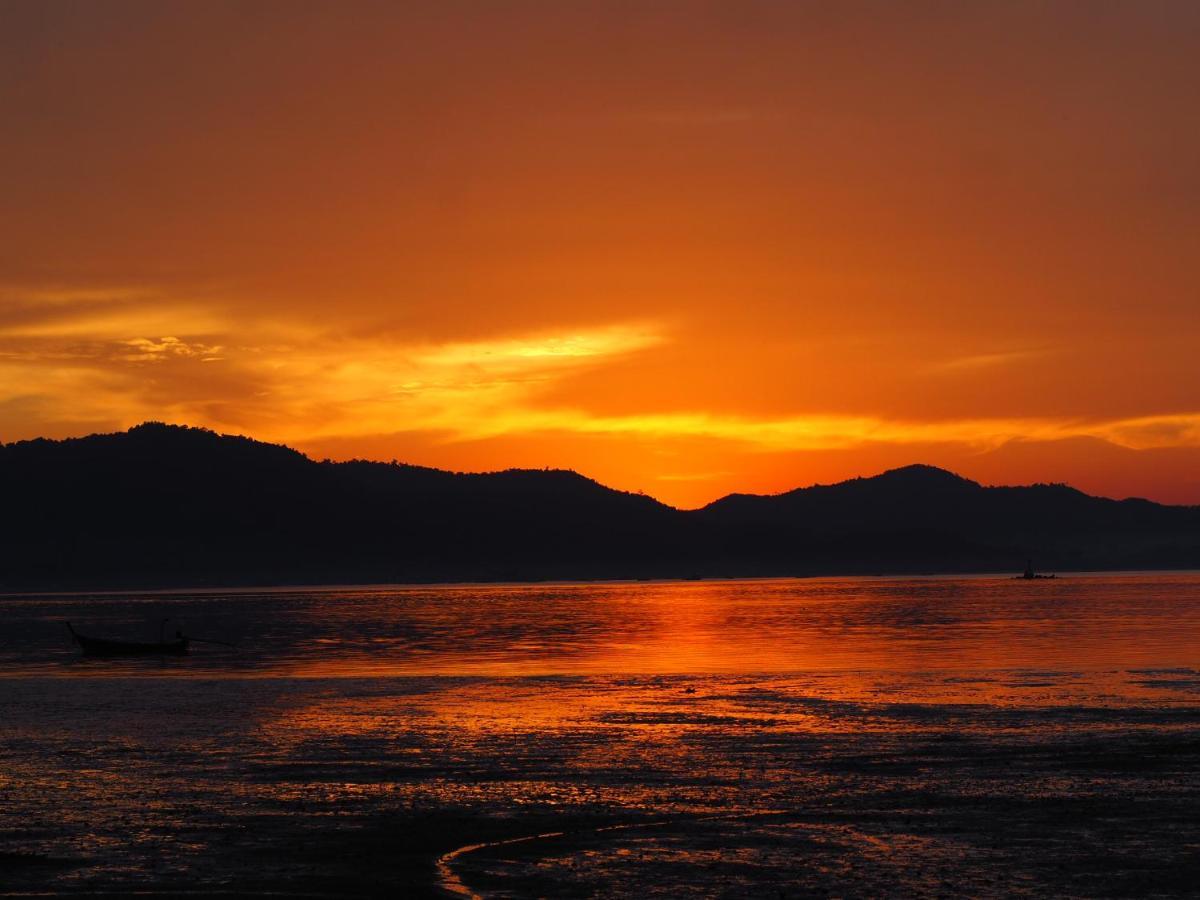 ヤオノイ島 Modern Sunset Sea House Lam Saiヴィラ エクステリア 写真